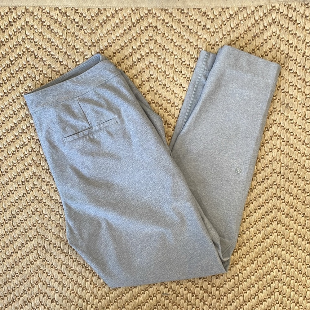 Lululemon -  Jet Crop Slim Tapered Pants - Heathered Grey - Small